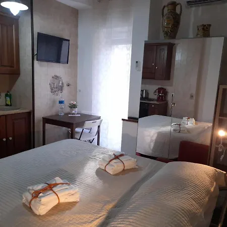 Le Tre Meraviglie A 200 M Dal Mare Affittacamere 2*